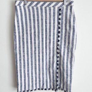 Banana Republic Tweed White/Blue Striped Midi Skirt (Size 4)